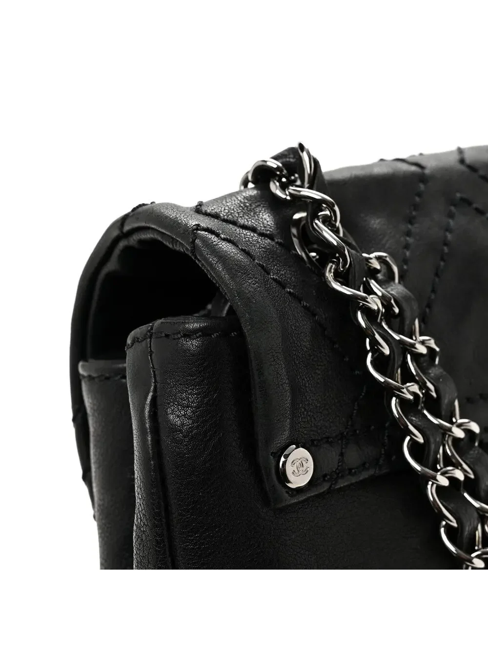 CHANEL elevate your